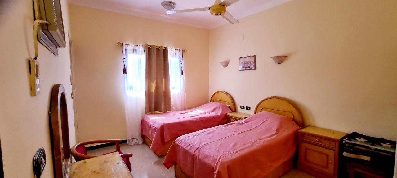 Senmut Luxory Rooms Exterior photo