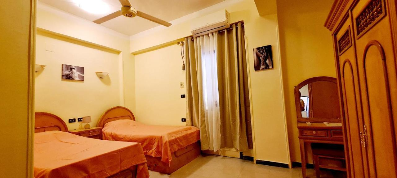 Senmut Luxory Rooms Exterior photo