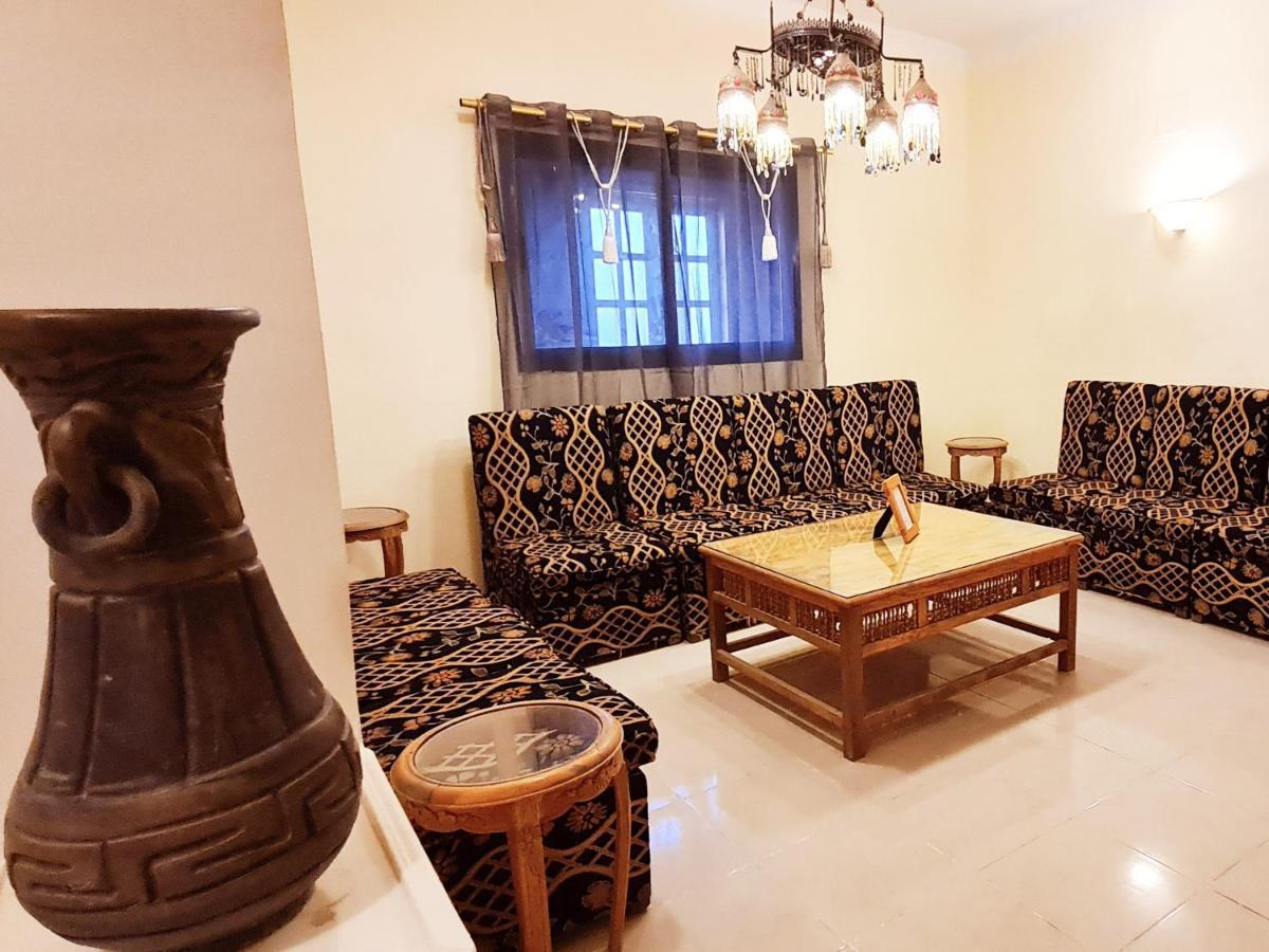 Senmut Luxory Rooms Exterior photo