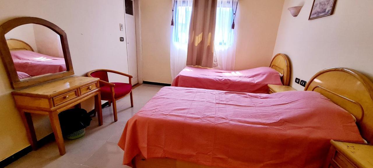Senmut Luxory Rooms Room photo